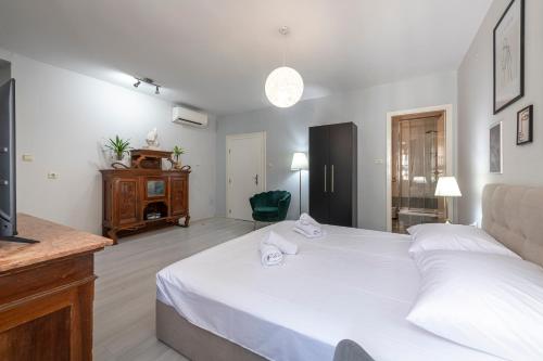 Fresh Sheets Kathedral Bed and Breakfast Dubrovnik