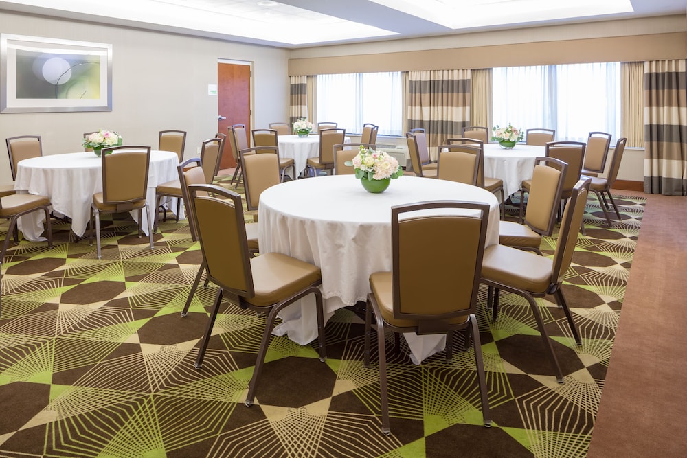 Holiday Inn Manchester Airport by IHG - photo 37
