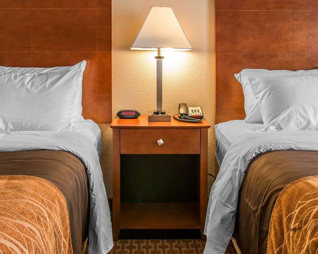 Quality Inn Near Interstate I94 - photo 10