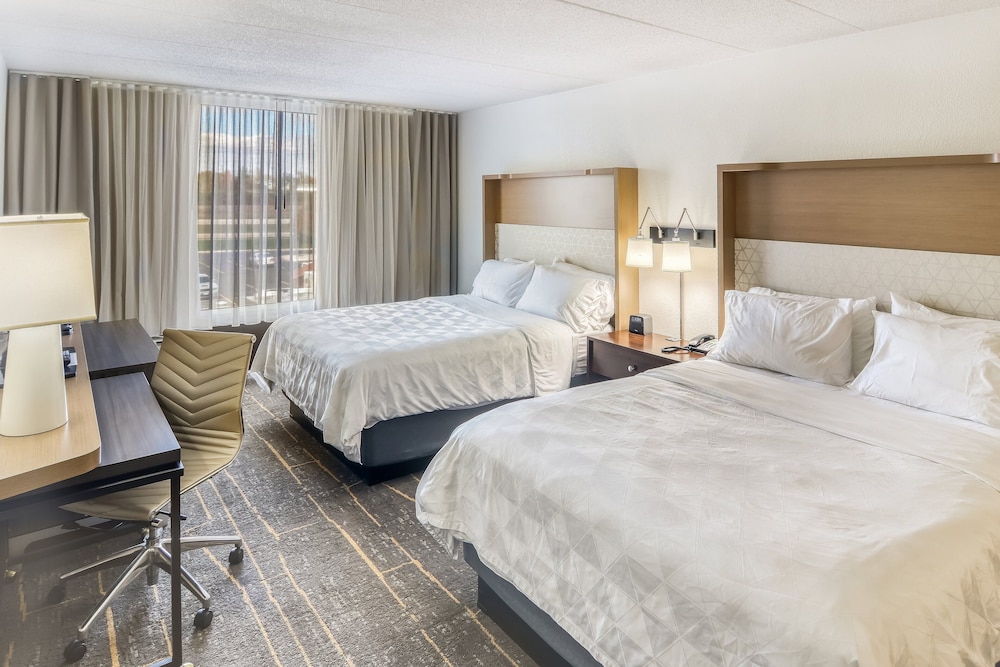 Holiday Inn Detroit Lakes by IHG - photo 11