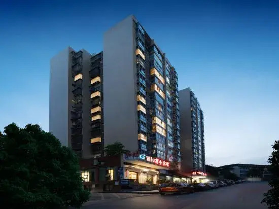 Bazhong Liyang Business Hotel - carbon neutral hotel in Bazhong