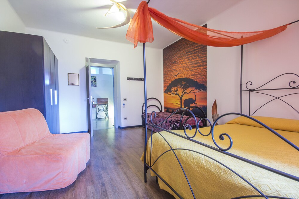 Bed & Breakfast Nettuno — 4-Star Luxury Hotel in Trento, Italy
