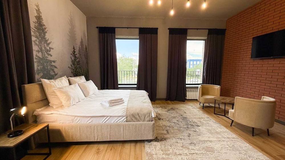 Avenue Hotel — hotel in Oral