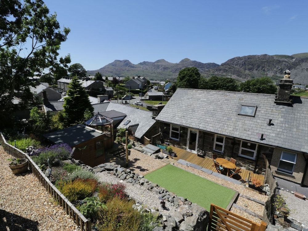 Old Post Office — 4-Star Luxury Hotel in Blaenau-Ffestiniog, United Kingdom