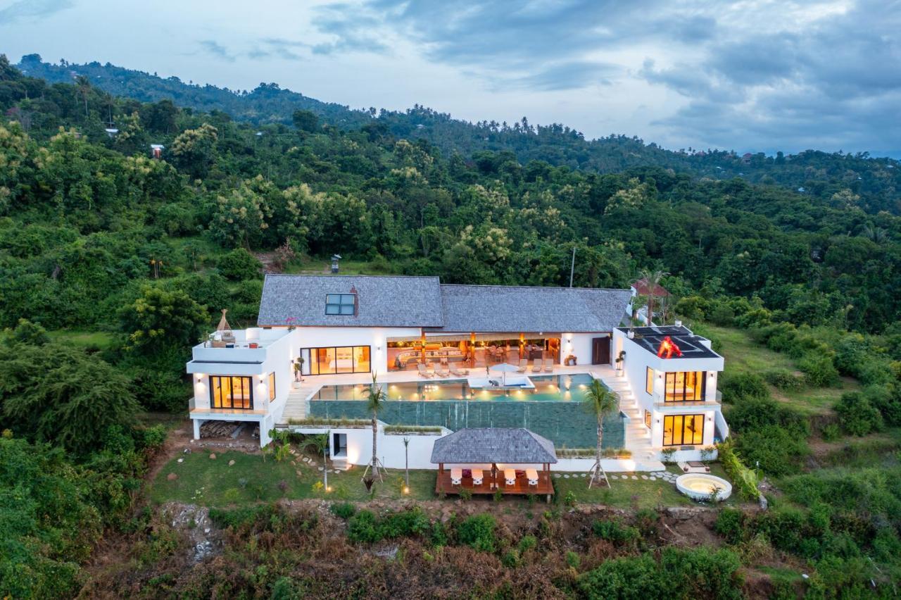 Villa Irrawaddy Lovina — 4-Star Luxury Hotel in Lovina, Indonesia