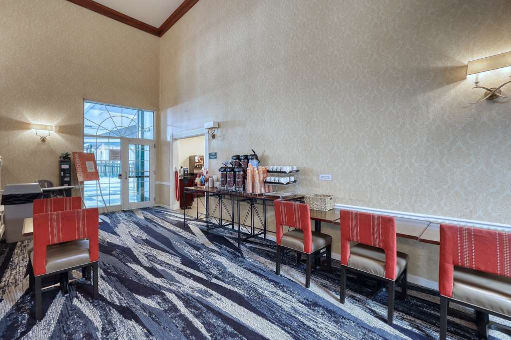 Comfort Suites Appleton Airport - photo 76