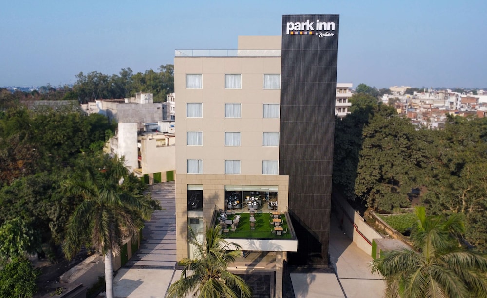 Park Inn By Radisson Ayodhya — 4-Star Luxury Hotel in Fyzabad, India