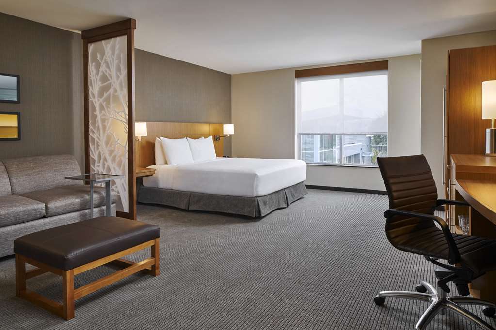 Hyatt Place Wilmington Riverfront - photo 17