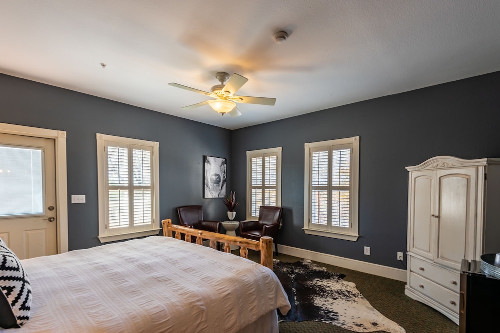 Gruene River Hotel & Retreat - photo 26
