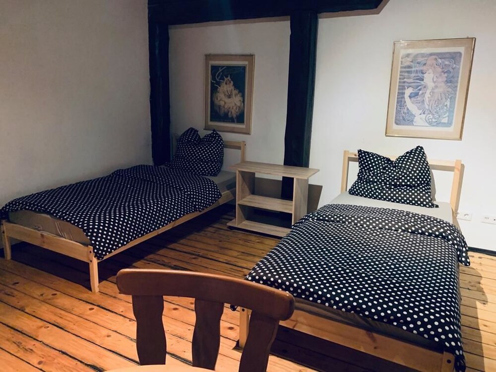 Zehntscheune Walzbachtal — hotel in Gondelsheim