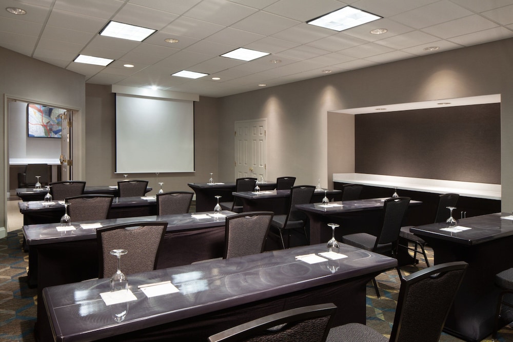 Residence Inn by Marriott Newark Silicon Valley - photo 44