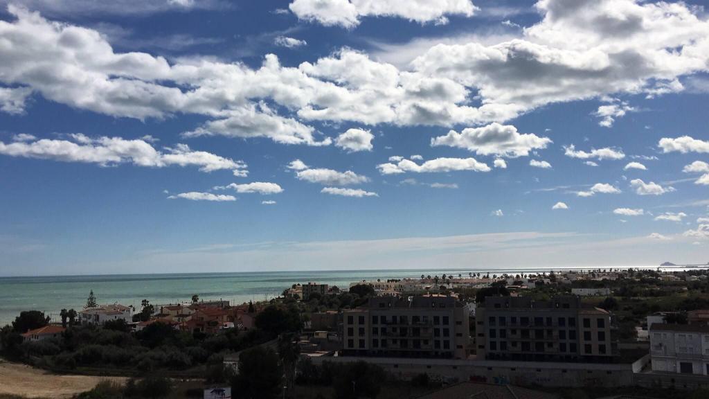Sea Side Apartment Wifi — 4-Star Luxury Hotel in Vinaros, Spain