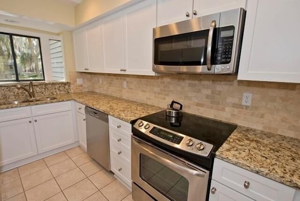 2454 Inland Harbour at the Sea Pines Resort - photo 5