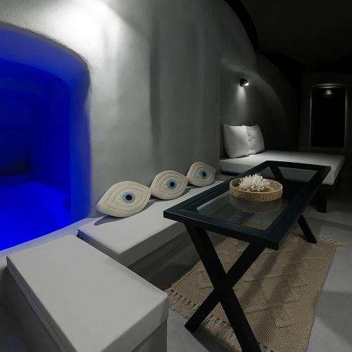 Selora Cave in Pyrgos, Greece