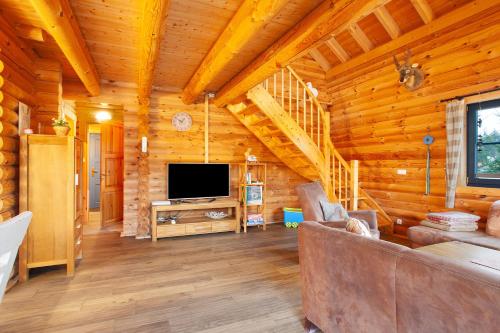 Holzhaus Mühlenblick mit Whirlpool — Medebach — photo 4
