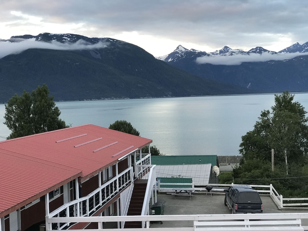 Captain's Choice Motel - photo 40