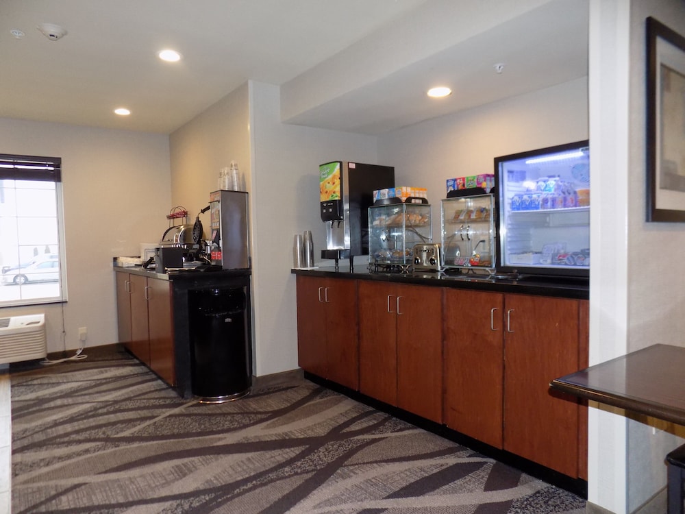 Cobblestone Hotel & Suites Seward - photo 59