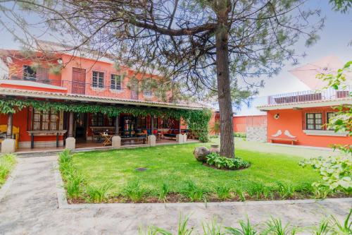 Santa Margarita — 4-Star Luxury Hotel in Antigua Guatemala, Guatemala
