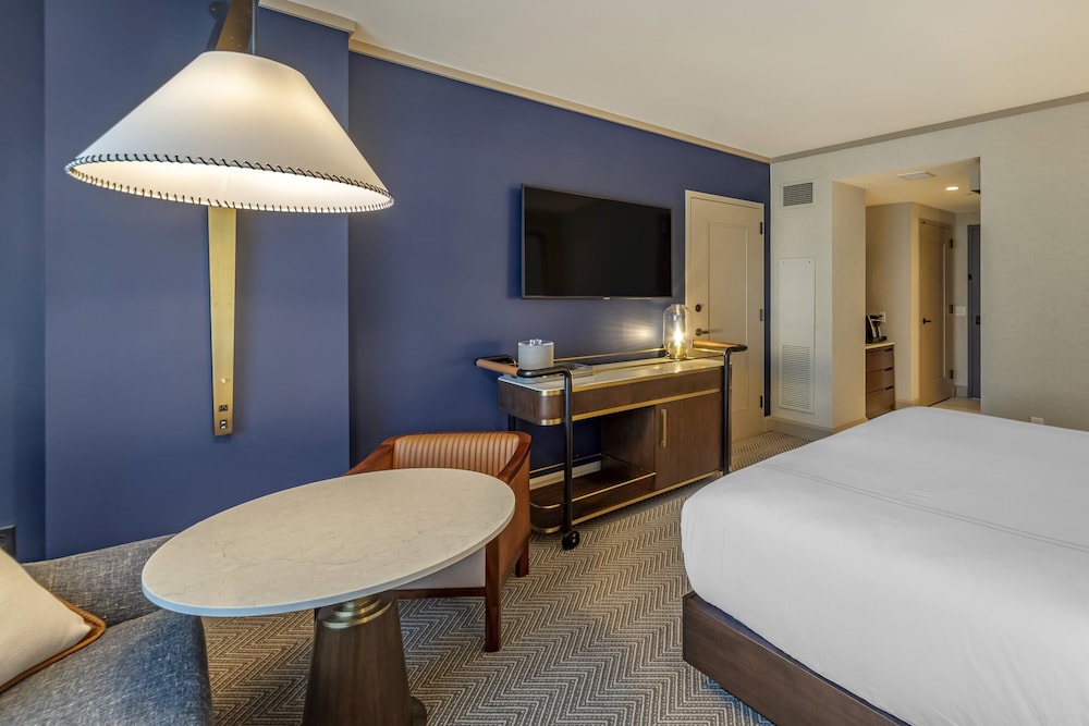 Omni Oklahoma City Hotel - photo 4