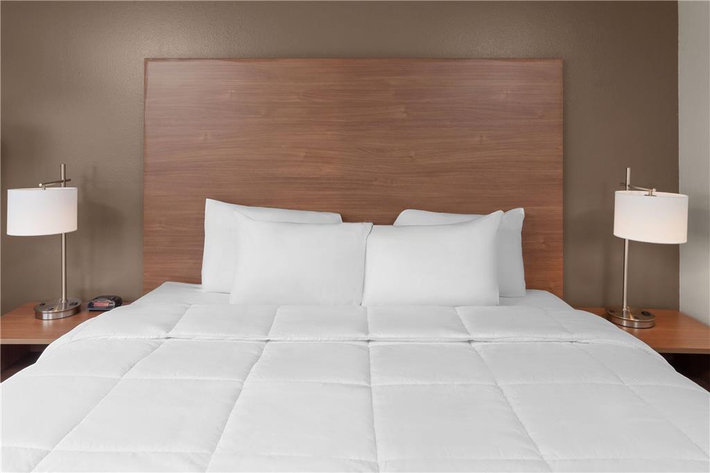 Baymont by Wyndham Oshkosh Airport - photo 24