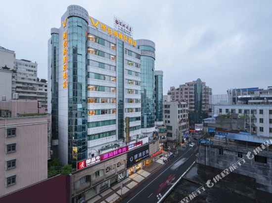 Vienna Classic Hotel — hotel in Lianzhou