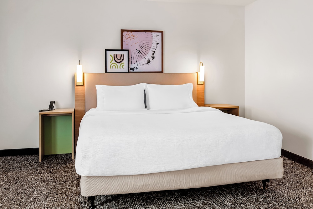 Spark by Hilton Lexington - photo 9