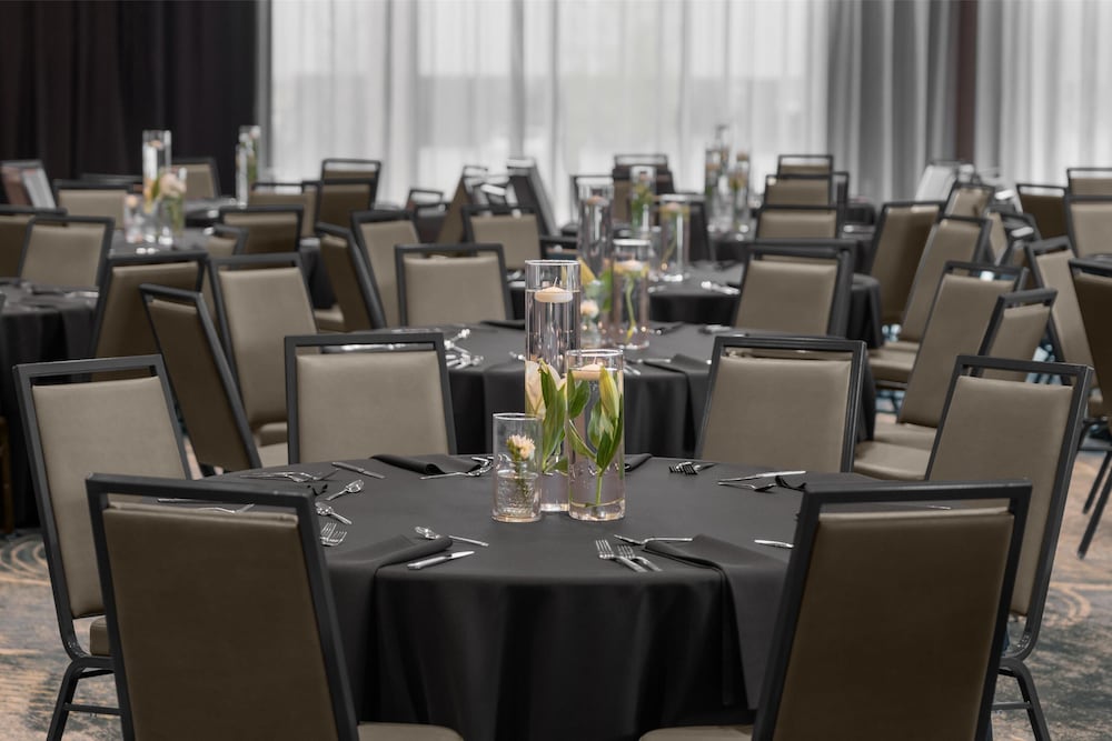 Homewood Suites By Hilton Grand Prairie At Epiccentral - photo 41