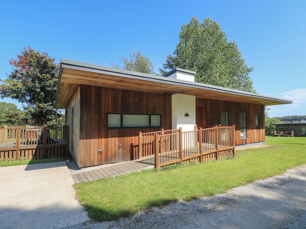 Beech - carbon neutral hotel in Truro