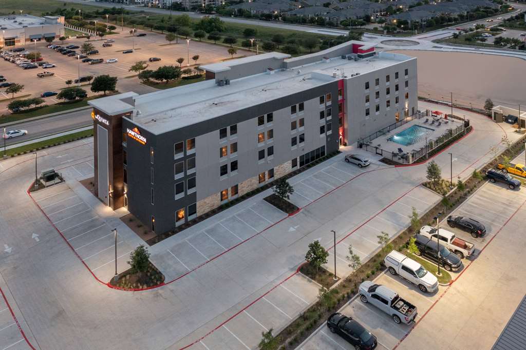 La Quinta Inn & Suites By Wyndham Pflugerville - photo 5