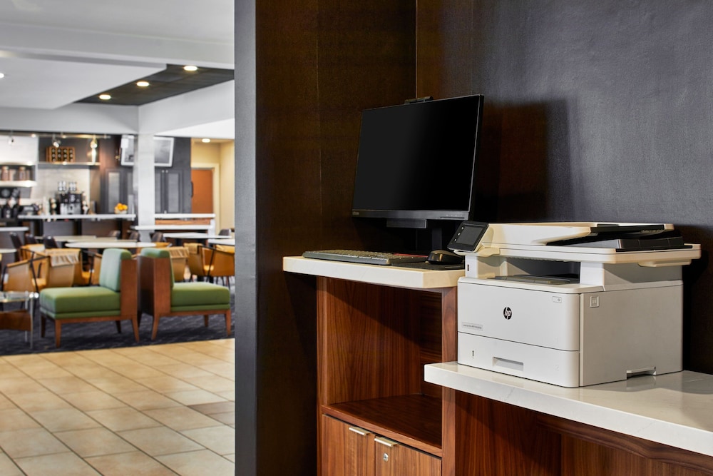 Courtyard by Marriott Memphis Airport - photo 27