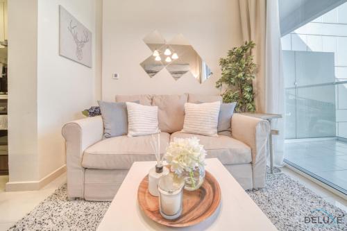 Charming 1BR Apartment in Vera Tower Business Bay by Deluxe Holiday Homes — 4-Star Luxury Hotel in Dubai, United Arab Emirates