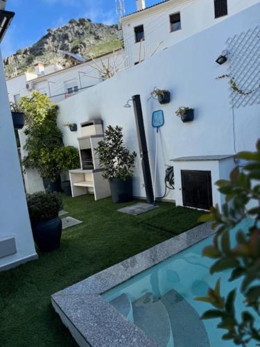 Atardeceres Lofts in Benaocaz, Spain