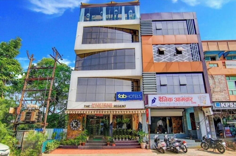 Hotel The Khushi Regent