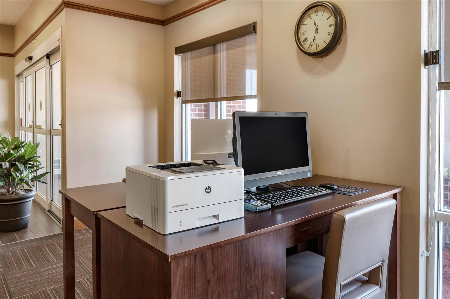 Comfort Suites Urbana Champaign University Area - photo 33