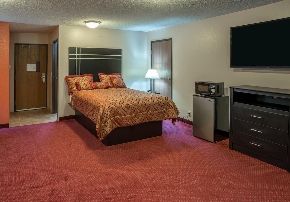 Prime Rate Inn - photo 20