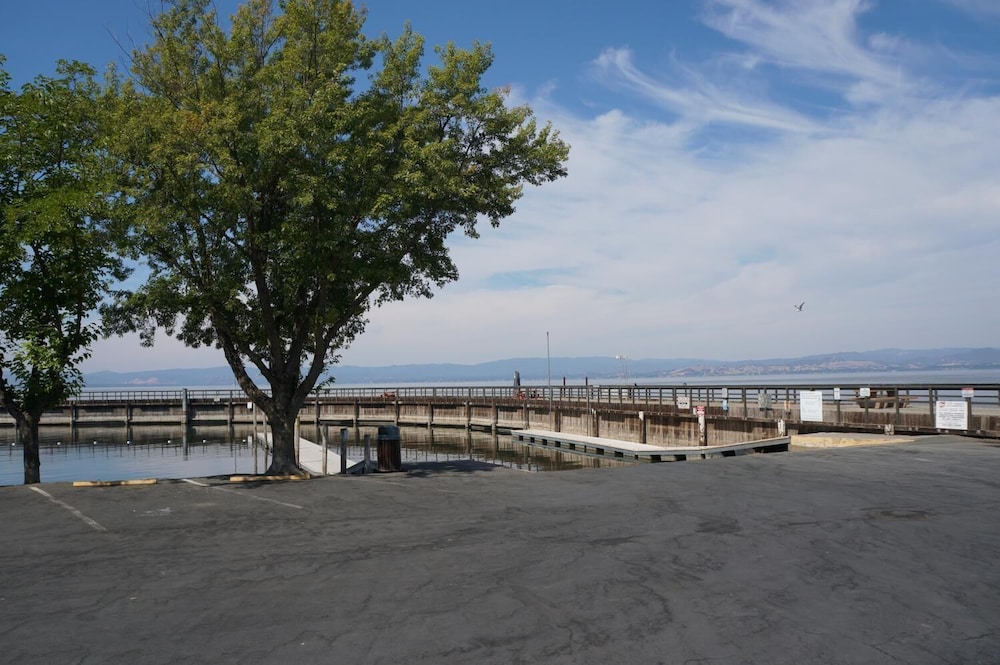 Lakeview Inn Lucerne - photo 49