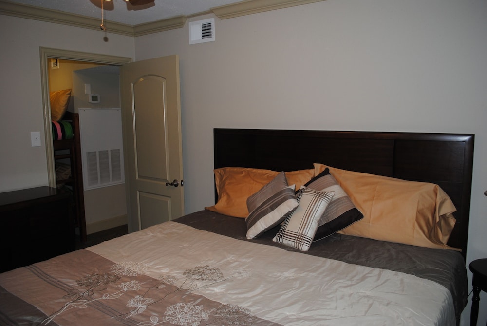 The Maravilla Resort Condo - photo 10