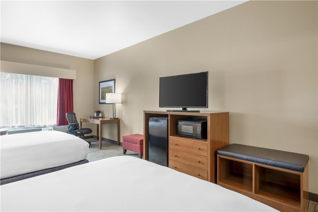 Best Western Bronco Inn - photo 18