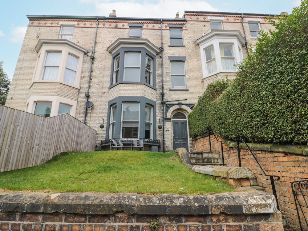 Westbourne House — 4-Star Luxury Hotel in Scarborough, United Kingdom
