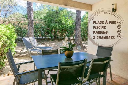 Ombre Des Pins A Saint Tropez Xix — Gassin