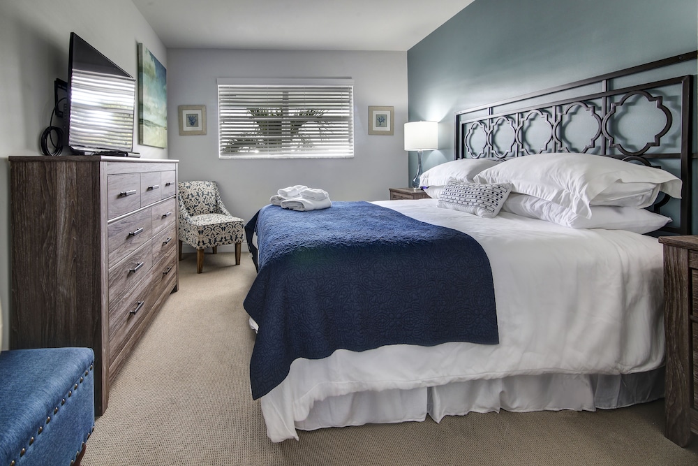 May Dee Suites - photo 30