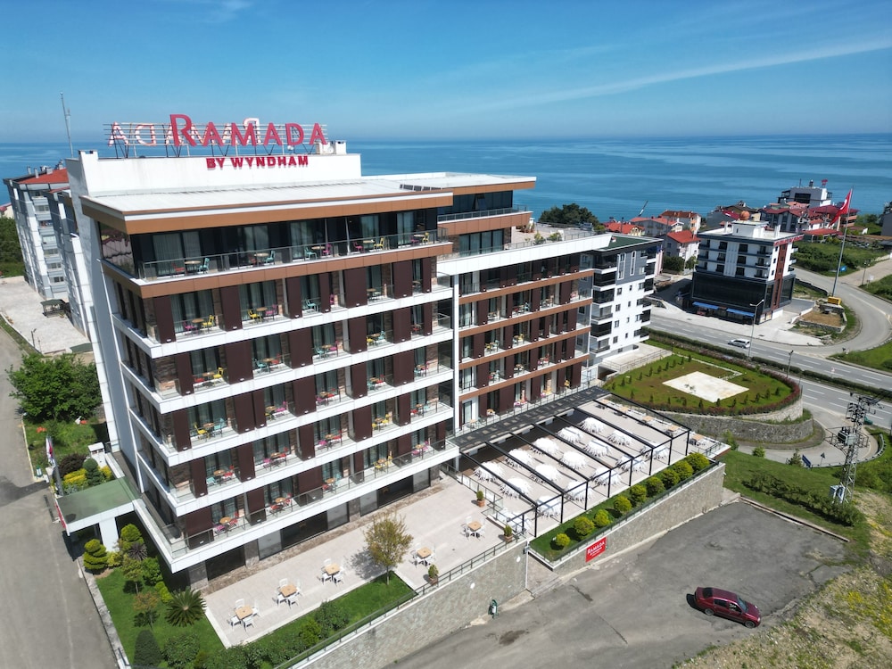 Ramada By Wyndham Giresun Piraziz — Piraziz