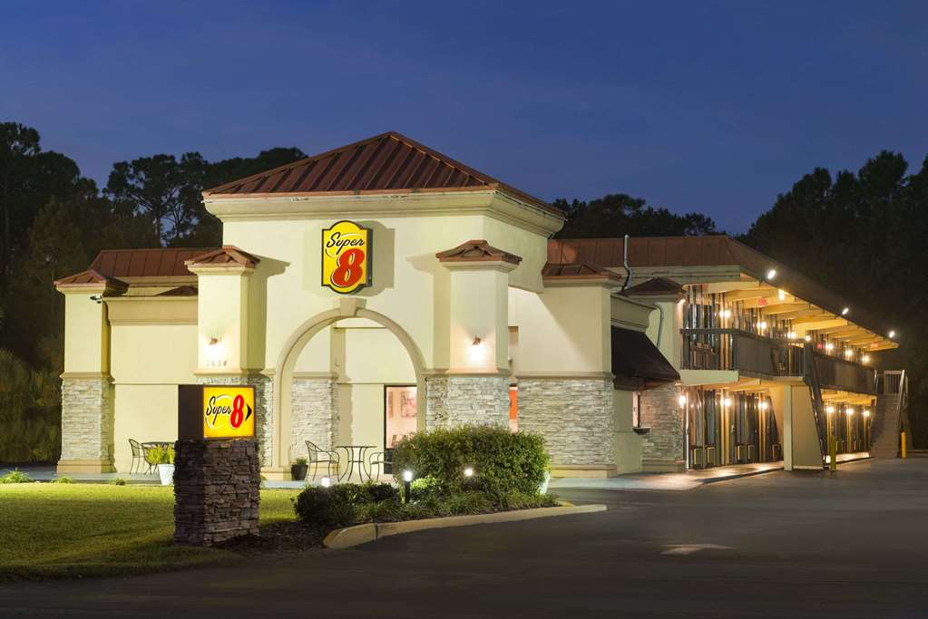 Super 8 by Wyndham Ormond Beach - featured photo