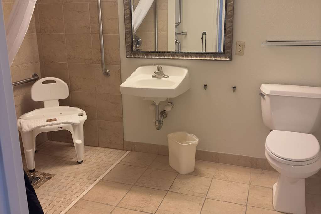 Sleep Inn & Suites near Spirit Mountain - photo 13