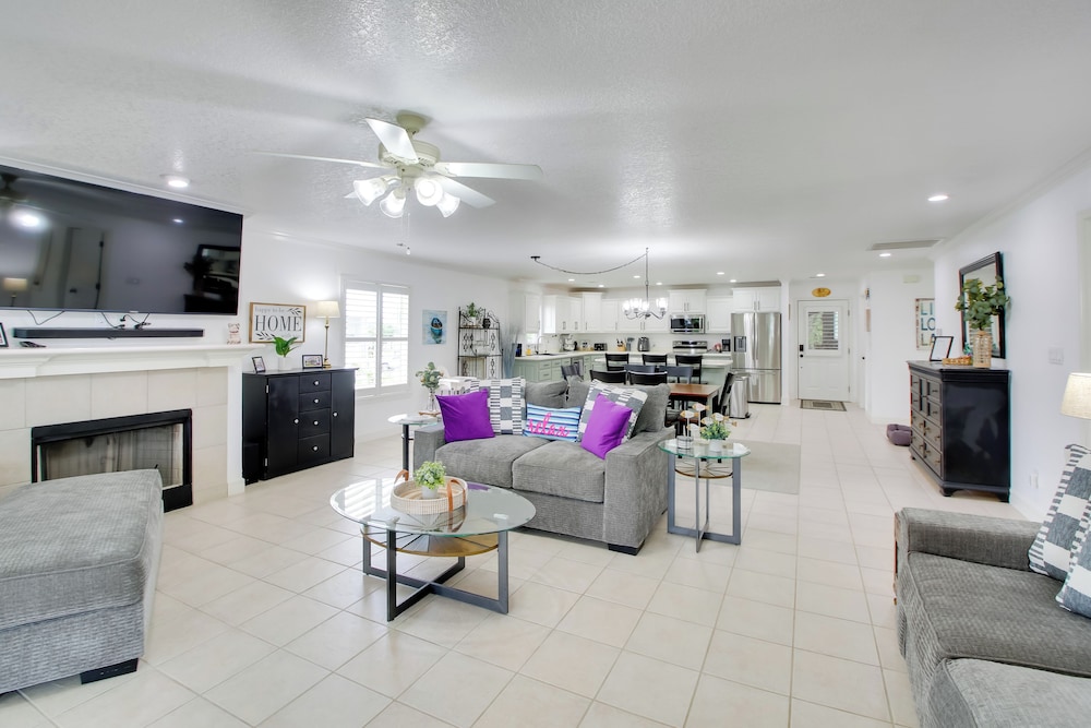 Lakefront Hot Springs Duplex w Shared Dock - photo 6