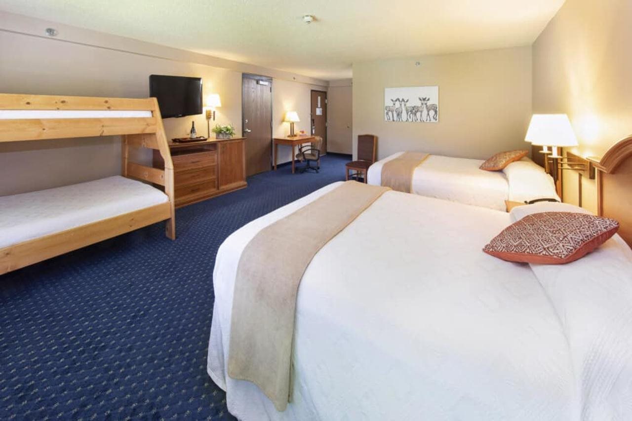 Hotel Glenwood Springs - photo 32