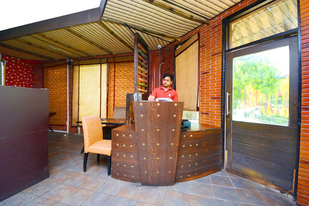 OYO 37208 Dlm Valley Resorts in Pathankot, India