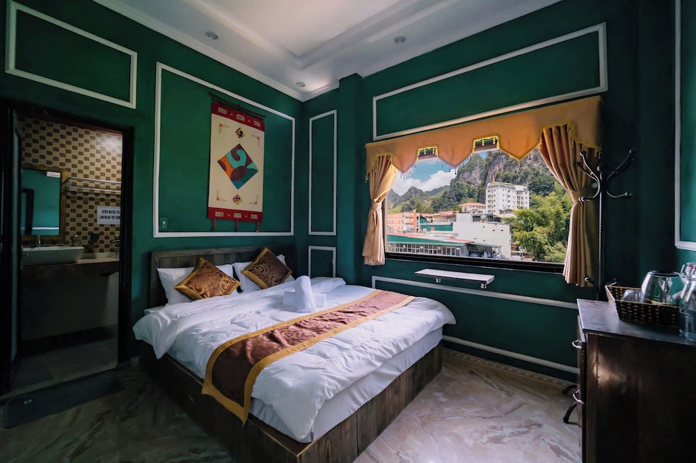 Ma Pi Leng Luxury Hotel Ha Giang in Thi Tran Gjong Van, Vietnam