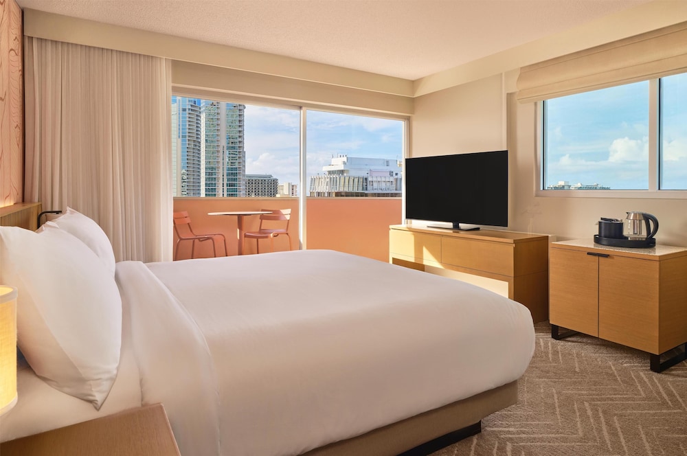 The Ambassador Hotel of Waikiki Tapestry Collection by Hilton - photo 29