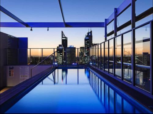 In the city Perth 1B1B Pool and nice view — 4-Star Luxury Hotel in Perth, Australia